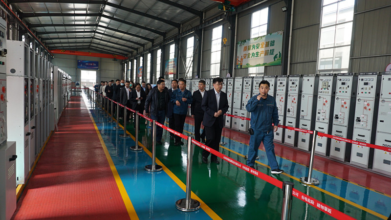 ���f�и߶��b��a(ch��n)�I(y��)�l(f��)չ(li��n)�ˡ�������L(zh��ng)�����}ɳ�����(d��ng)�ɹ��e�k