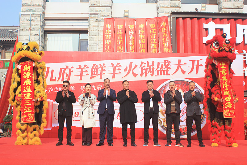 �B(y��ng)�����������Ÿ����r����������Ȫ����ʽ�_(k��i)�I(y��)����ʳʢ���(l��i)�u